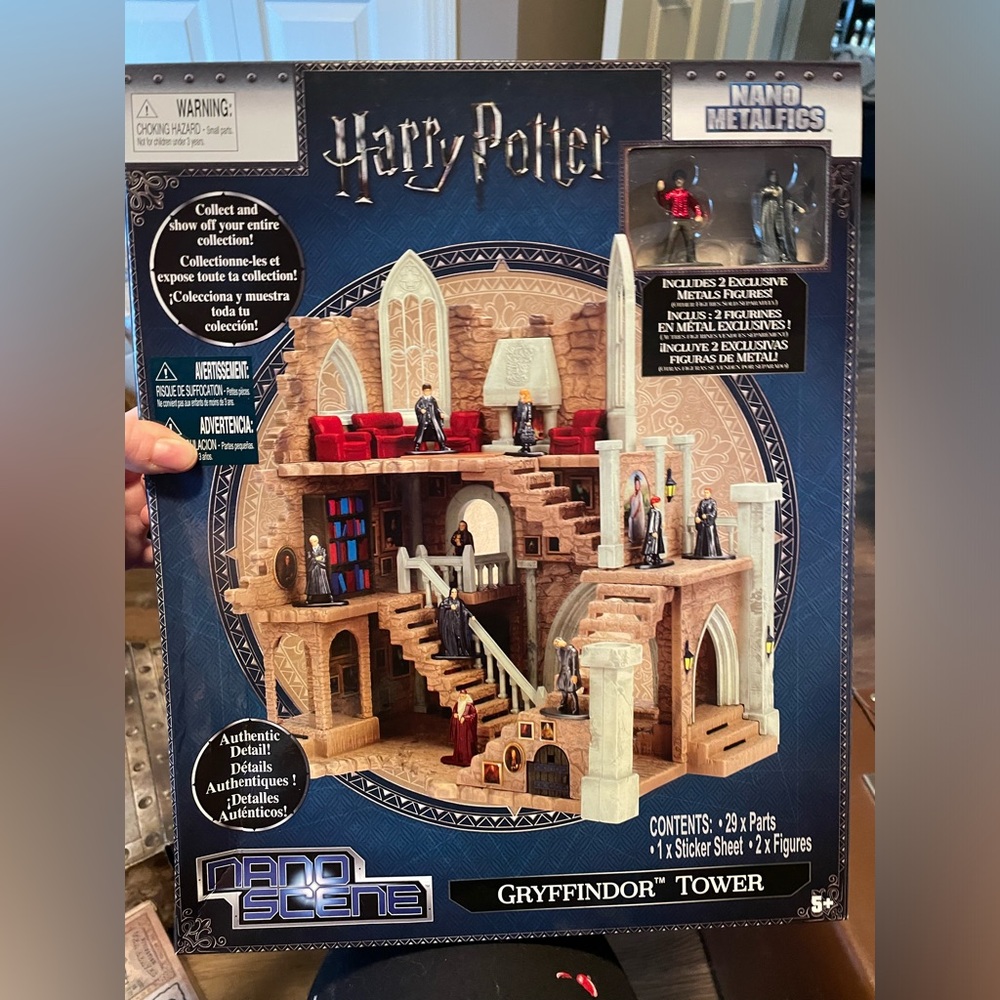 Harry Potter Nano Metalfigs Gryffindor Tower